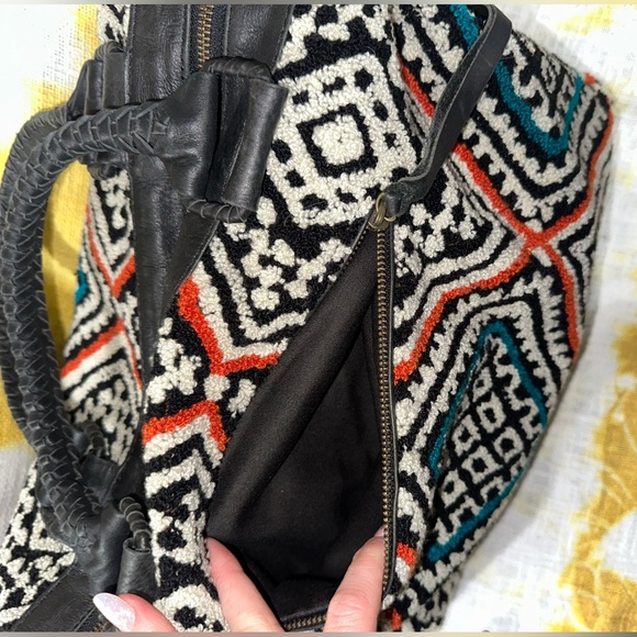 Cleobella Weekender Bag- Excellent Quality, Genuine Leather, Tribal Print - Picture 10 of 16